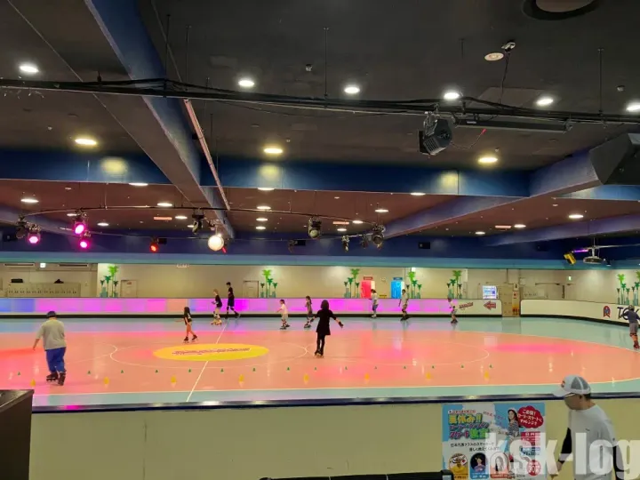 東京ドーム ローラースケートアリーナでベーシックスキルレッスンを4週続けて受講してきたのサムネイル