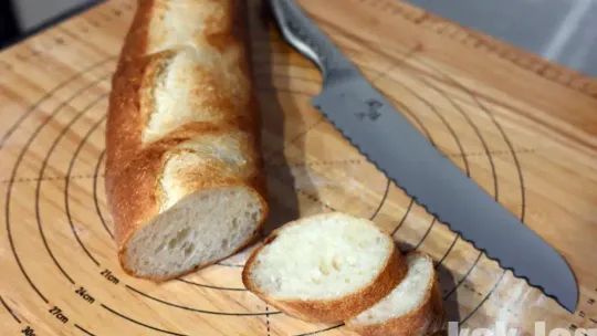貝印のパン切り包丁がバゲットを切るのに快適でした