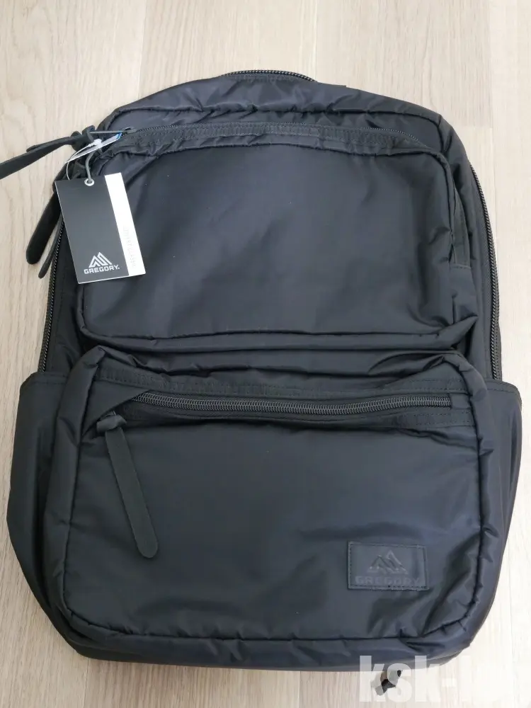 グレゴリー カバートミッションデイを通勤&出張用に購入して3か月利用 