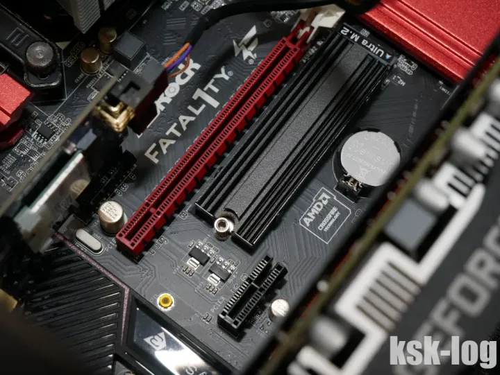 M.2 NVMe SSDにヒートシンク(Century CAHPS-M2)を取り付けるのサムネイル