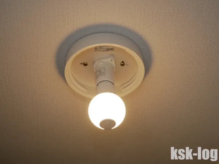 オーム電機のE26口径60W形相当のLED電球LDA7L-G AG27(密閉対応)とLDA8L-G R51(人感センサー付)を買って取り付けてみたのサムネイル