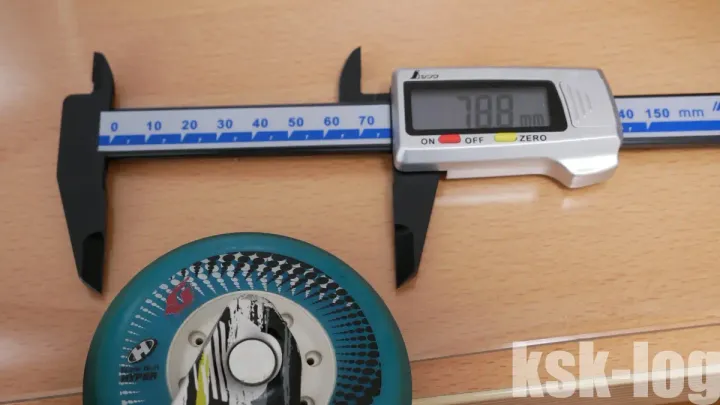 インラインスケート用のノギスにシンワ デジタルノギスカーボン 150mm 19979を購入のサムネイル