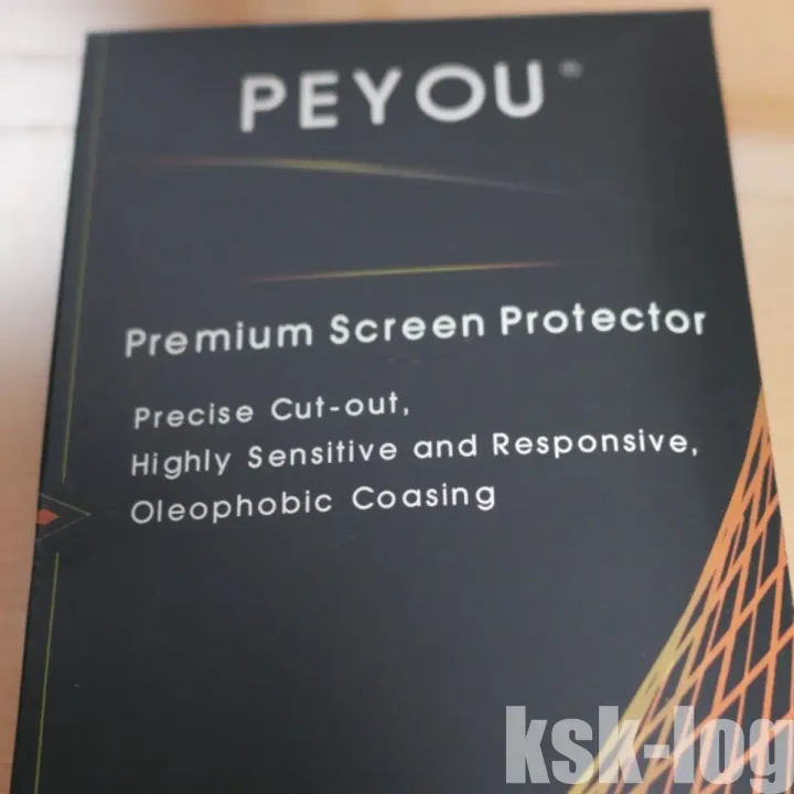 Fitbit Charge3の保護フィルムにPEYOUの水貼りフィルムは問題なく使えそうですのサムネイル